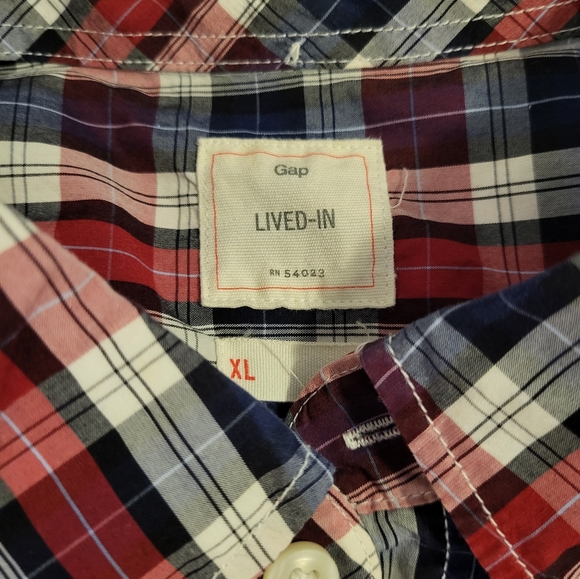 Button down shirt - Picture 3 of 4